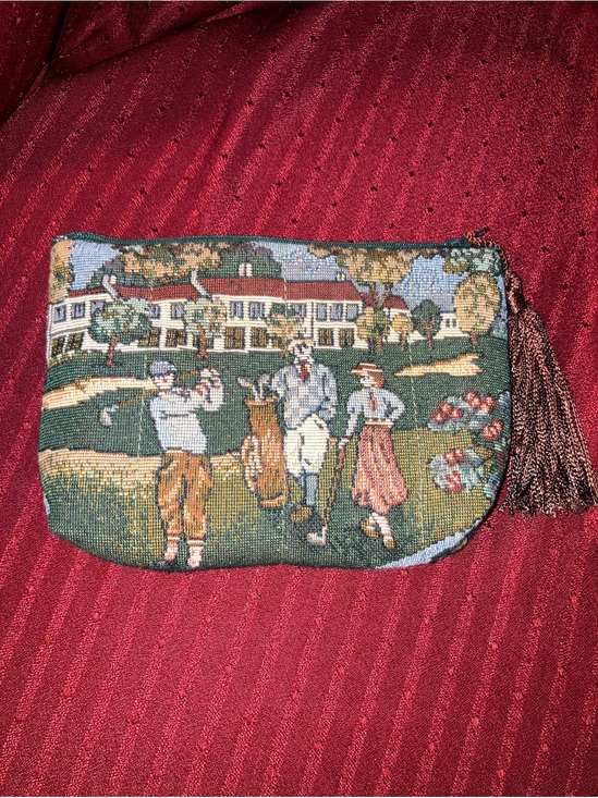 holdings fine accessories Handbags - Vintage Tapestry Holdings Fine Accessories Golf Scene Zipper Pouch Bag